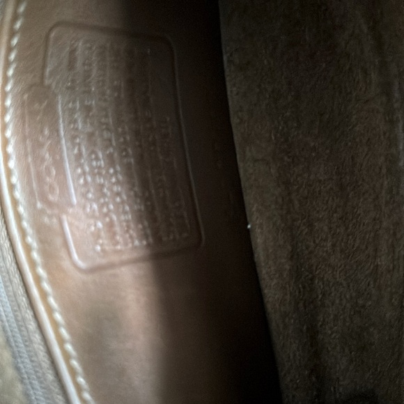 Coach Legacy 9167 Top of Counter Compartment crossbody bag - Picture 4 of 7